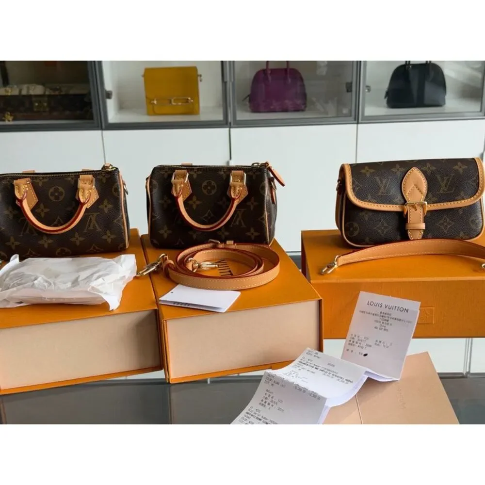 Louis Vuitton Women Pre-Loved Bag Brand New Condition